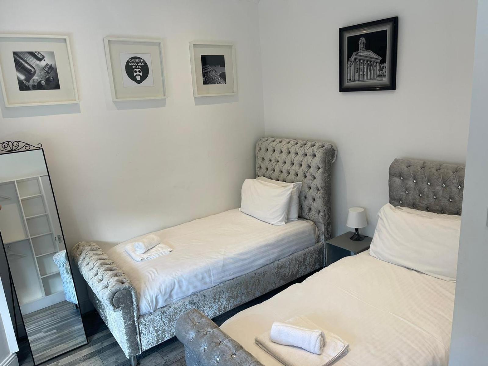 גלאזגו Elder Park Apartments מראה חיצוני תמונה